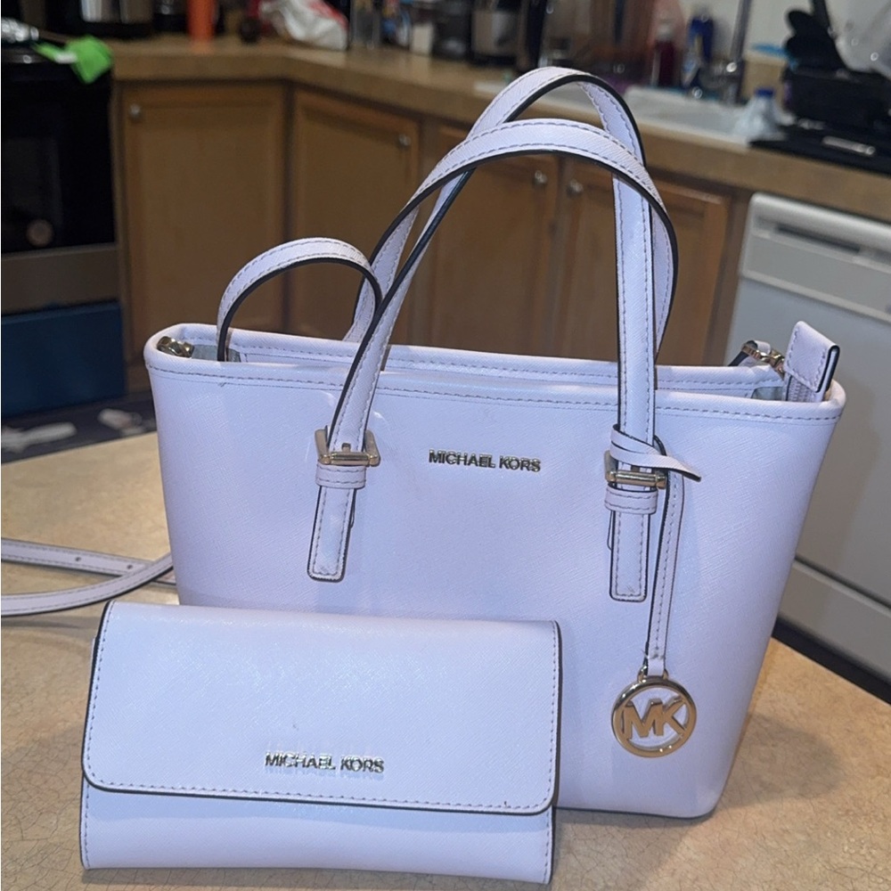 Michael Kors Light  pink Handbag and Wallet Set